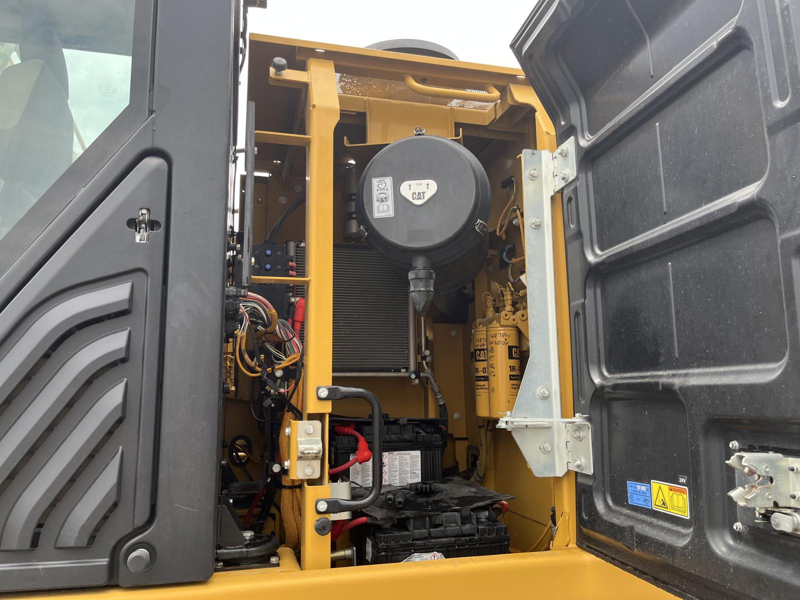 ./imagenes/INVOICE/2019/18174/CAT 336ELH (13).JPG